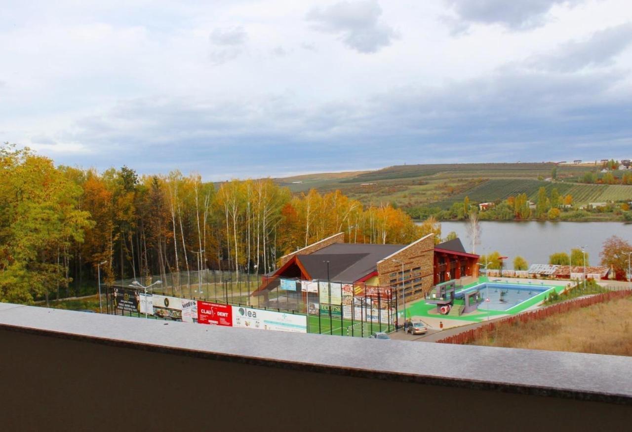 Hostel Parc Fălticeni Eksteriør bilde